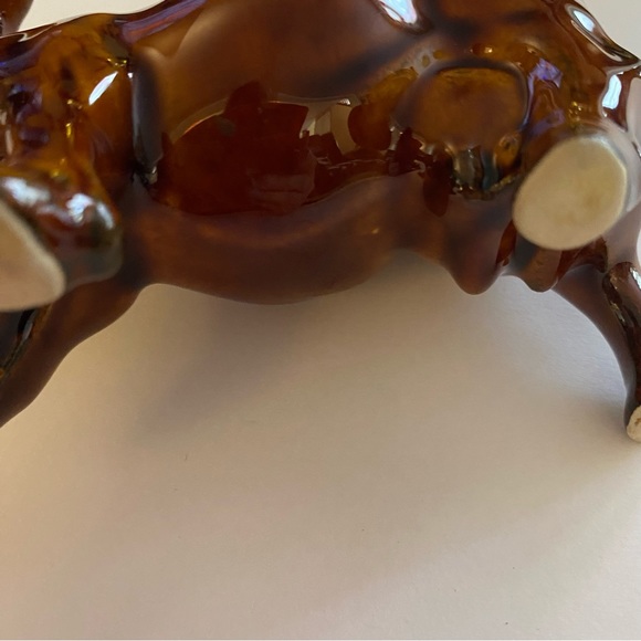 Cow creamer! Beautiful glazed pottery look. Unmarked. No chips or cracks. - Picture 4 of 10